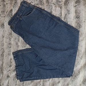 New Dickies straight leg relaxed fit. 40x32 jeans